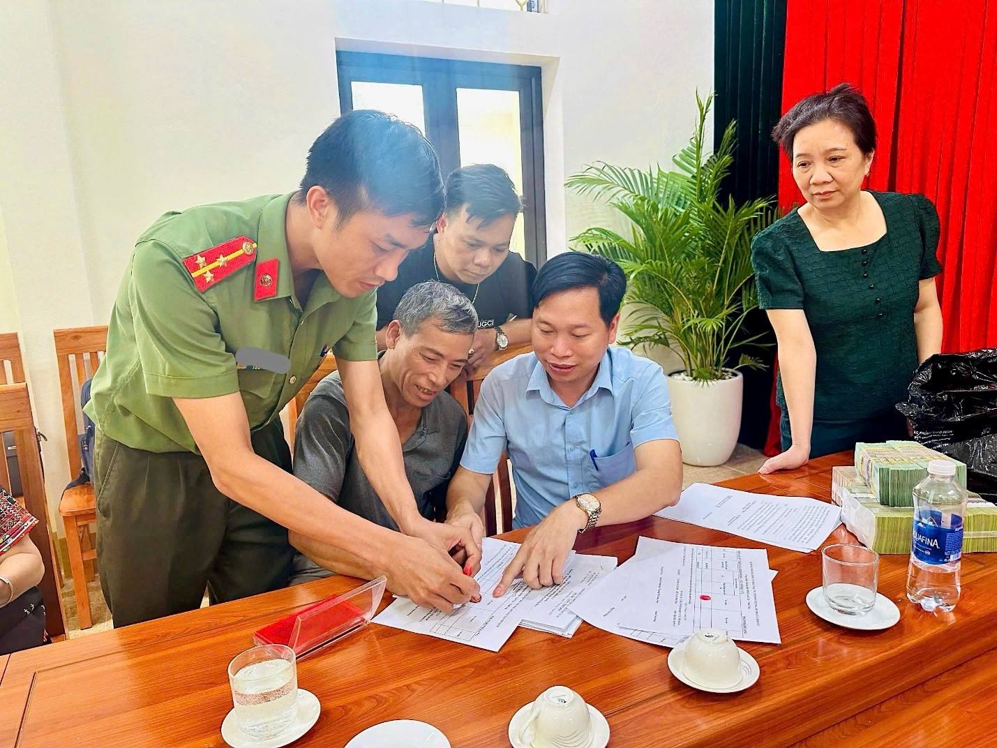 anh tin bai